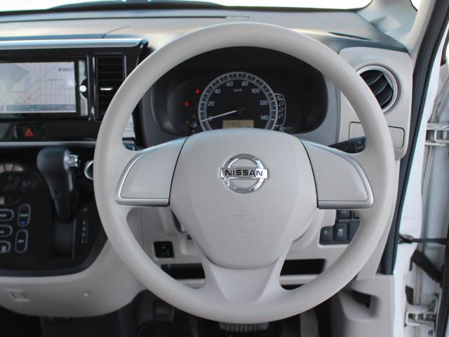 デイズルークス Ｘ　４ＷＤ　パワースライドア　エマージェンシーブレーキ　ＳＤナビ　フルセグＴＶ　バックカメラ　アラウンドビューモニター　Ｂｌｕｅｔｏｏｔｈ　ＵＳＢ・ｉＰｈｏｎｅ接続　スマートキー２個　エンジンスターター（17枚目）