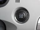 エンジンの始動、停止はプッシュ式です♪