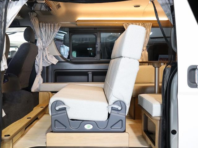 ハイエースワゴン 　キャンピング　ＦＯＣＳ　ＤＳ－Ｆ　４ＷＤ　ベバストＦＦヒーター　ツインサブバッテリー　インバーター１５００Ｗ　エンゲルＤＣ冷蔵庫　ＭＡＸＦＡＮ　フリップＤモニター　ナビ切替　ナビ連動　純正エンスタ（7枚目）