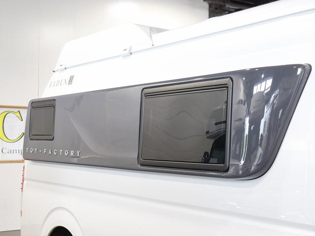 ハイエースバン 　キャンピング　バーデングランデ　４ＷＤ　ＦＦヒーター　家庭用ＡＣ　トリプルサブ　インバーター１５００Ｗ　エアロソーラー　ＭＡＸＦＡＮ　電子レンジ　縦型ＤＣ冷蔵庫　　社外前後ショックリアスタビ　グランデ（62枚目）