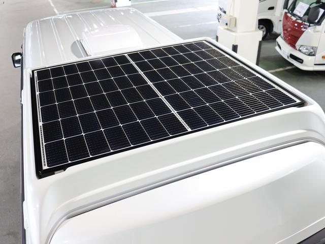 ハイエースバン 　キャンピング　バーデングランデ　４ＷＤ　ＦＦヒーター　家庭用ＡＣ　トリプルサブ　インバーター１５００Ｗ　エアロソーラー　ＭＡＸＦＡＮ　電子レンジ　縦型ＤＣ冷蔵庫　　社外前後ショックリアスタビ　グランデ（68枚目）