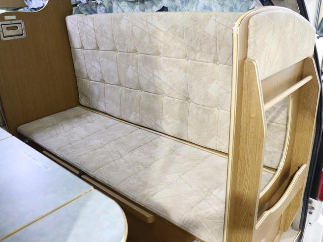 グランドハイエース  キャンピング ファイブスター 4WD ベバストFFヒーター ツインサブ インバーター1500W フレキソーラー DC冷蔵庫 19型TV フィルムアンテナ 2段ベッド サイドオーニング レンタアップ(41枚目)