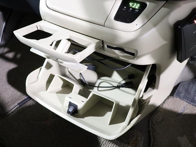 グランドハイエース  キャンピング ファイブスター 4WD ベバストFFヒーター ツインサブ インバーター1500W フレキソーラー DC冷蔵庫 19型TV フィルムアンテナ 2段ベッド サイドオーニング レンタアップ(75枚目)