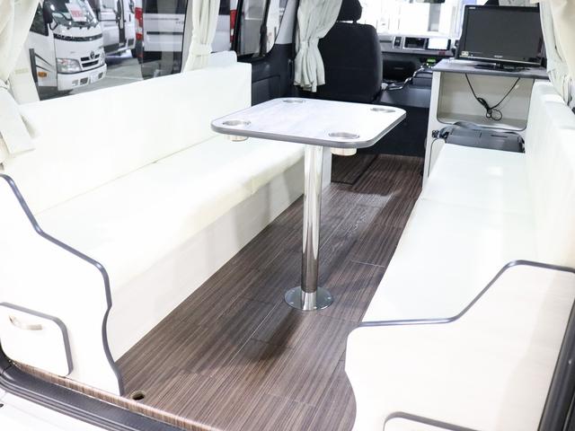 ハイエースワゴン キャンピング パスワゴン 4WD ベバストFFヒーター DCポータブル冷蔵庫 ツインサブバッテリー インバーター125W 19型TV 走行充電 排水ポリタンク10L 前後ドラレコ 社外エンスタ(5枚目)