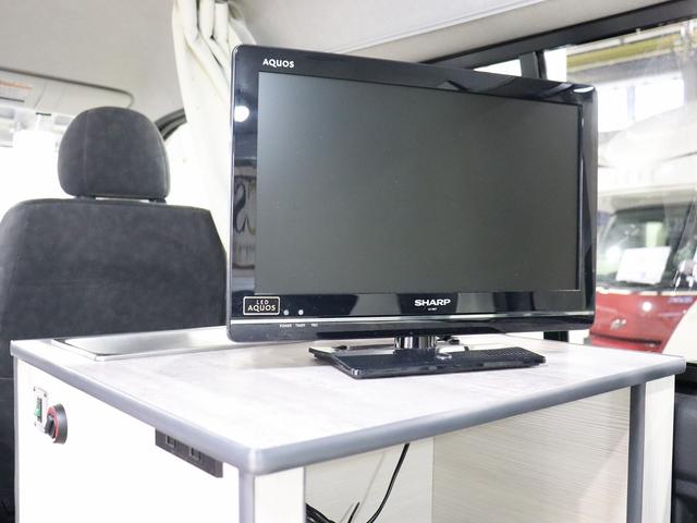 ハイエースワゴン キャンピング パスワゴン 4WD ベバストFFヒーター DCポータブル冷蔵庫 ツインサブバッテリー インバーター125W 19型TV 走行充電 排水ポリタンク10L 前後ドラレコ 社外エンスタ(51枚目)