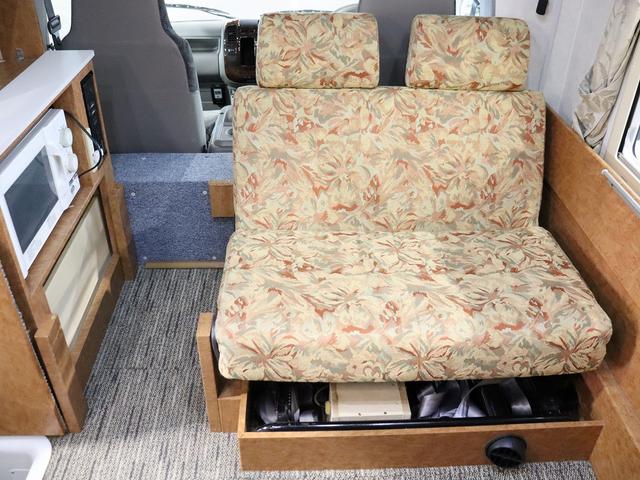 カムロード キャンピング グランド大地 4WD ベバストFFヒーター 家庭用エアコン サブバッテリー DC冷蔵庫 電子レンジ インバーター1500W MAXFAN ガゼルアンテナ Sオーニング 前後社外ショック(6枚目)