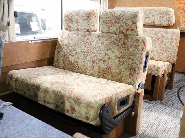 カムロード キャンピング グランド大地 4WD ベバストFFヒーター 家庭用エアコン サブバッテリー DC冷蔵庫 電子レンジ インバーター1500W MAXFAN ガゼルアンテナ Sオーニング 前後社外ショック(11枚目)