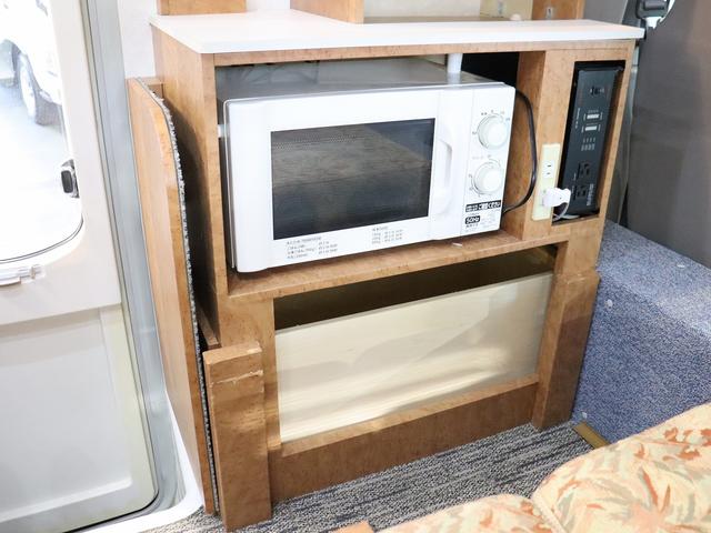 カムロード キャンピング グランド大地 4WD ベバストFFヒーター 家庭用エアコン サブバッテリー DC冷蔵庫 電子レンジ インバーター1500W MAXFAN ガゼルアンテナ Sオーニング 前後社外ショック(23枚目)