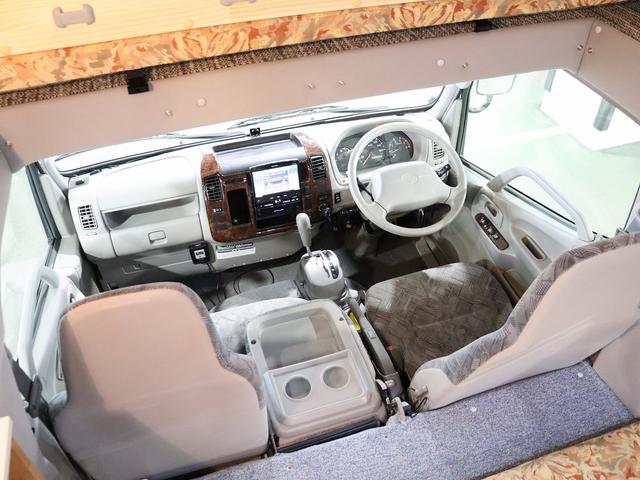 カムロード キャンピング グランド大地 4WD ベバストFFヒーター 家庭用エアコン サブバッテリー DC冷蔵庫 電子レンジ インバーター1500W MAXFAN ガゼルアンテナ Sオーニング 前後社外ショック(32枚目)