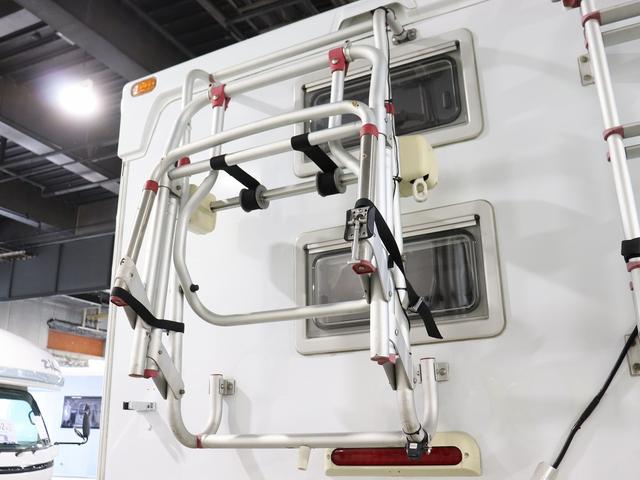 カムロード キャンピング グランド大地 4WD ベバストFFヒーター 家庭用エアコン サブバッテリー DC冷蔵庫 電子レンジ インバーター1500W MAXFAN ガゼルアンテナ Sオーニング 前後社外ショック(64枚目)