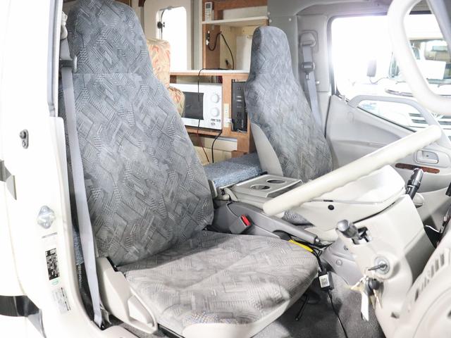 カムロード キャンピング グランド大地 4WD ベバストFFヒーター 家庭用エアコン サブバッテリー DC冷蔵庫 電子レンジ インバーター1500W MAXFAN ガゼルアンテナ Sオーニング 前後社外ショック(74枚目)