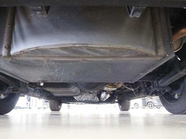 ハイエースバン 　キャンピング　ＯＭＣ　北斗　４ＷＤ　ベバストＦＦヒーター　ツインサブ　インバーター１５００Ｗ　電子レンジ　フレキシブルソーラーパネル　サイドオーニング　ポータブルトイレ　１９型ＴＶ　ナビ切替　ナビ連動（74枚目）