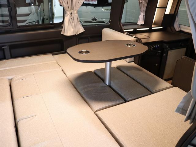 ハイエースワゴン 　キャンピング　ＦＯＣＳ　ＤＳ－Ｆ　４ＷＤ　ベバストＦＦヒーター　ツインサブＢＴ　ＤＣ冷蔵庫　フリップＤモニター　ナビ切替ナビ連動　デジタルインナーミラー　アラウンドビュー　走行用リアヒータークーラー（28枚目）