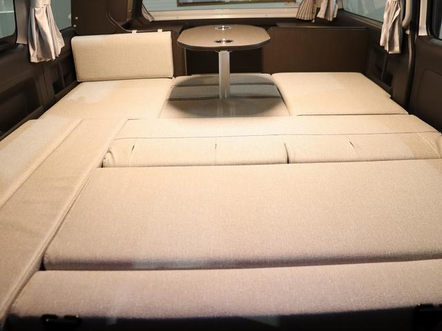 ハイエースワゴン 　キャンピング　ＦＯＣＳ　ＤＳ－Ｆ　４ＷＤ　ベバストＦＦヒーター　ツインサブＢＴ　ＤＣ冷蔵庫　フリップＤモニター　ナビ切替ナビ連動　デジタルインナーミラー　アラウンドビュー　走行用リアヒータークーラー（29枚目）