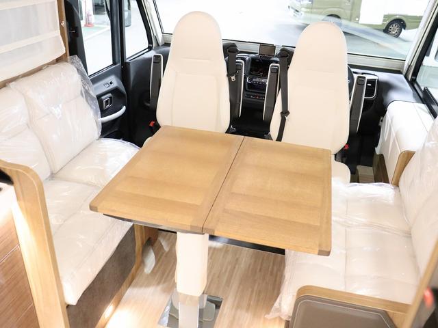 デュカト キャンピング モービルヴェッタ Kヨット テクノライン86 新車モデル ソーラーパネル トルマFFヒーターボイラー(燃料式) DC冷蔵庫 大容量給排水タンク カセットトイレ シャワールーム 8速AT(10枚目)