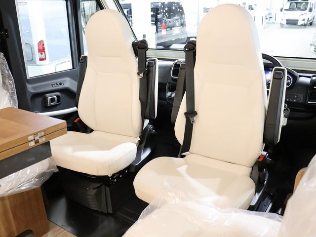 デュカト キャンピング モービルヴェッタ Kヨット テクノライン86 新車モデル ソーラーパネル トルマFFヒーターボイラー(燃料式) DC冷蔵庫 大容量給排水タンク カセットトイレ シャワールーム 8速AT(11枚目)