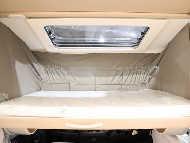 デュカト キャンピング モービルヴェッタ Kヨット テクノライン86 新車モデル ソーラーパネル トルマFFヒーターボイラー(燃料式) DC冷蔵庫 大容量給排水タンク カセットトイレ シャワールーム 8速AT(13枚目)