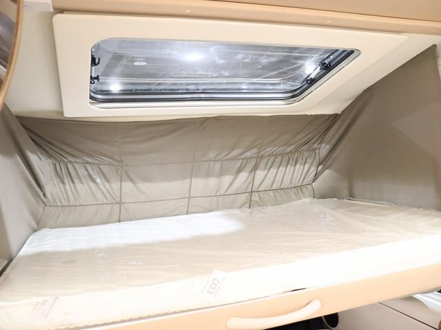 デュカト キャンピング モービルヴェッタ Kヨット テクノライン86 新車モデル ソーラーパネル トルマFFヒーターボイラー(燃料式) DC冷蔵庫 大容量給排水タンク カセットトイレ シャワールーム 8速AT(14枚目)