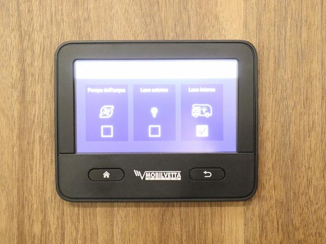 デュカト キャンピング モービルヴェッタ Kヨット テクノライン86 新車モデル ソーラーパネル トルマFFヒーターボイラー(燃料式) DC冷蔵庫 大容量給排水タンク カセットトイレ シャワールーム 8速AT(21枚目)