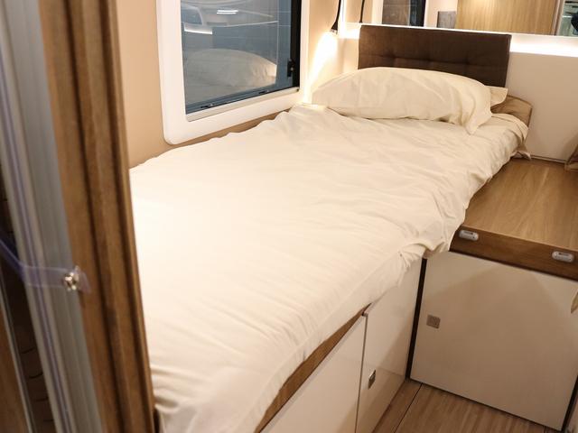 デュカト キャンピング モービルヴェッタ Kヨット テクノライン86 新車モデル ソーラーパネル トルマFFヒーターボイラー(燃料式) DC冷蔵庫 大容量給排水タンク カセットトイレ シャワールーム 8速AT(48枚目)