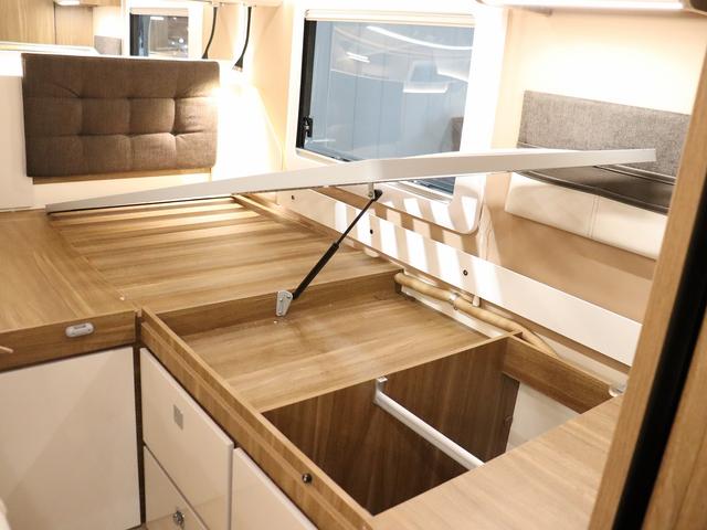 デュカト キャンピング モービルヴェッタ Kヨット テクノライン86 新車モデル ソーラーパネル トルマFFヒーターボイラー(燃料式) DC冷蔵庫 大容量給排水タンク カセットトイレ シャワールーム 8速AT(64枚目)