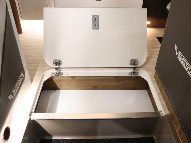 デュカト キャンピング モービルヴェッタ Kヨット テクノライン86 新車モデル ソーラーパネル トルマFFヒーターボイラー(燃料式) DC冷蔵庫 大容量給排水タンク カセットトイレ シャワールーム 8速AT(69枚目)