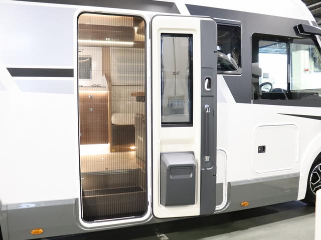 デュカト キャンピング モービルヴェッタ Kヨット テクノライン86 新車モデル ソーラーパネル トルマFFヒーターボイラー(燃料式) DC冷蔵庫 大容量給排水タンク カセットトイレ シャワールーム 8速AT(72枚目)