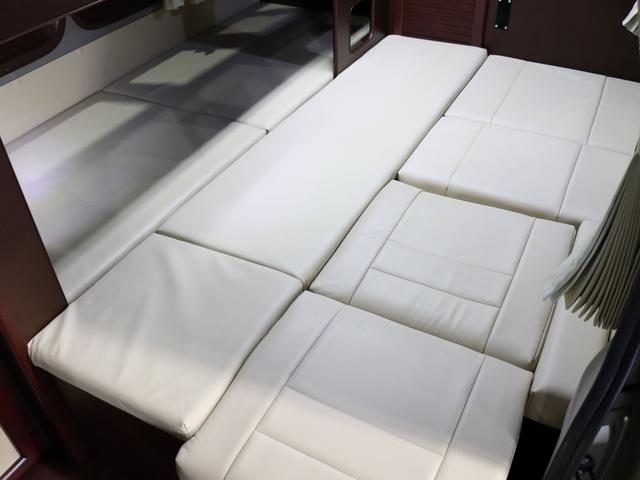 ハイエースバン 　キャンピング　ＯＭＣ　銀河　４ＷＤ　ＦＦヒーター　リチウム３００Ａｈ　インバーター１５００Ｗ　ＤＣ４０Ｌ冷蔵庫　家庭用エアコン　ソーラー１枚　電子レンジ　１９型ＴＶ　フィルムアンテナ　ブリッドシート（39枚目）