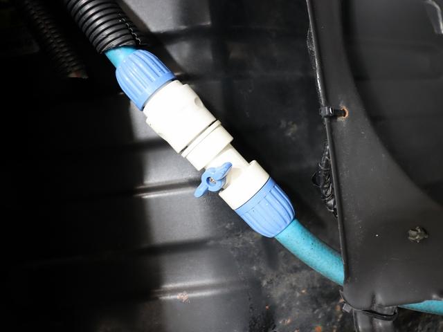 エルフトラック キャンピング ジル520クルーズ 4WD FFヒーター ACエアコン サブBT4個 インバーター1500W 19.23型TV 電気温水ボイラー MAXFAN ラップポン ソーラー4枚 R社外ショック(56枚目)