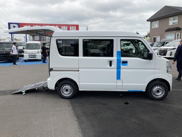 エブリイ ウィズ　車いす移動車　４ＷＤ　届出済未使用車　ウィズシリーズ　スロープタイプ　フロアマット　本体非課税（35枚目）