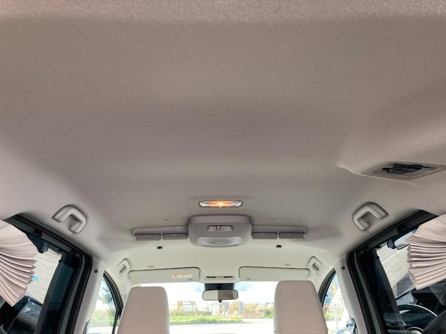 シエンタ ハイブリッドＺ　４ＷＤ５人　１０．５インチ純正ディスプレイオーディオ　ステアリングヒーター　純正室内カーテンセット＆ＦＵＮＦＵＮシートカバー　後方オートブレーキ　走行中視聴キット　両席シートヒーター　アドバンストパーク（23枚目）