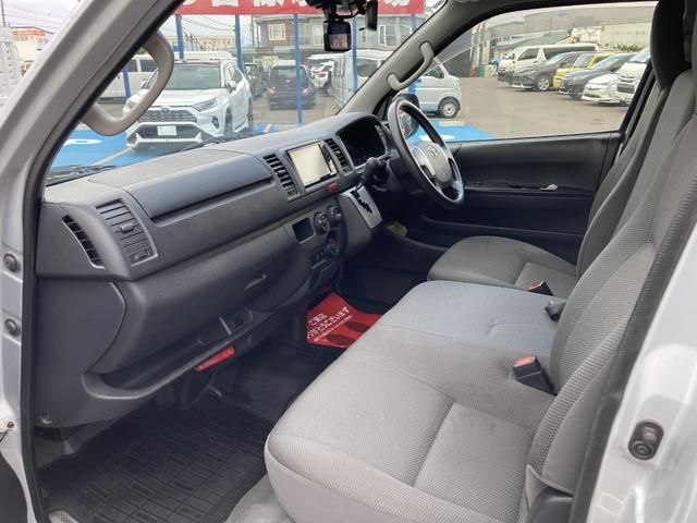 ハイエースバン ＤＸ　ＧＬパッケージ　４ＷＤ　社外ナビ（21枚目）