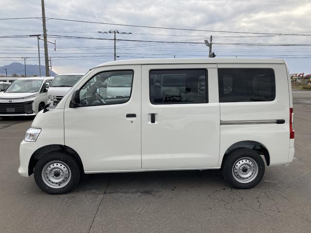 タウンエースバン GL 4WD スマートアシスト ボディ同色フロントバンパードアミラー プライバシーガラス パワーウィンドウ アイドリングストップ(5枚目)