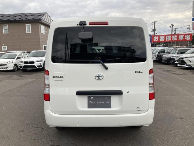 タウンエースバン GL 4WD スマートアシスト ボディ同色フロントバンパードアミラー プライバシーガラス パワーウィンドウ アイドリングストップ(8枚目)