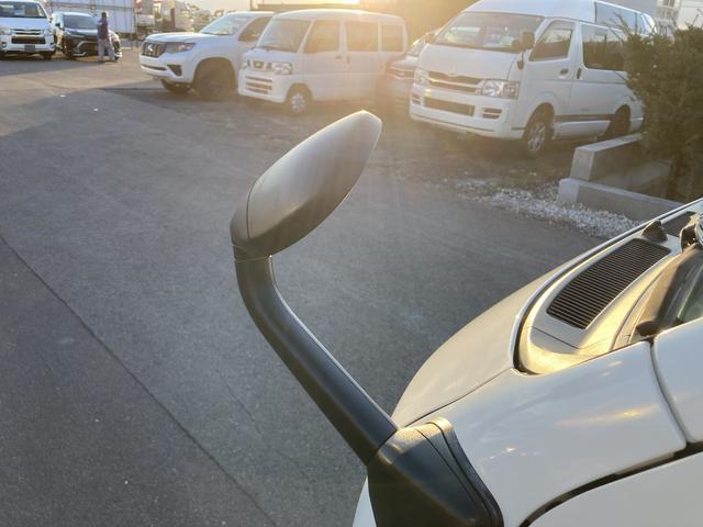 ハイエースバン ＤＸ　ＧＬパッケージ　４ＷＤ　社外ナビ　ドライブレコーダー　ＥＴＣ　ボディ同色バンパー　プライバシーガラス（11枚目）