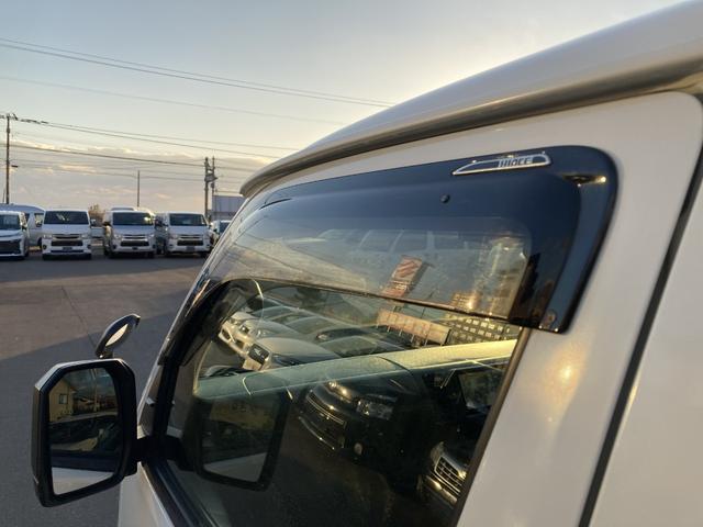 ハイエースバン ＤＸ　ＧＬパッケージ　４ＷＤ　社外ナビ　ドライブレコーダー　ＥＴＣ　ボディ同色バンパー　プライバシーガラス（12枚目）