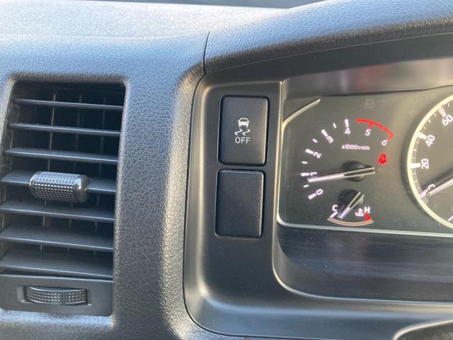 ハイエースバン ＤＸ　ＧＬパッケージ　４ＷＤ　社外ナビ　ドライブレコーダー　ＥＴＣ　ボディ同色バンパー　プライバシーガラス（28枚目）