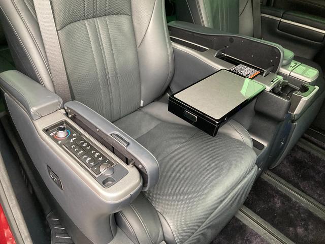 アルファードハイブリッド エグゼクティブラウンジS 4WD 7人 本州仕入れ 9.2インチ純正SDナビ(Blu-ray DVD Bluetooth)12.1インチフリップダウンモニター ETC2.0 デジタルインナーミラー ブラインドスポットモニター(28枚目)