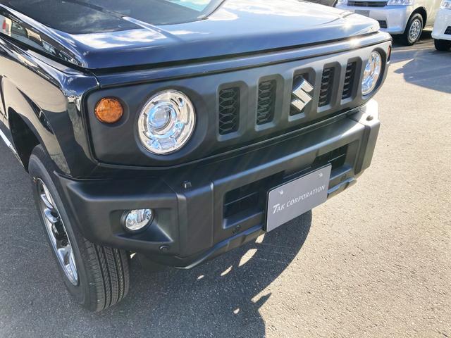 ジムニー ＸＣ　４ＷＤ　５型　登録済未使用車　ＬＥＤヘッドライト　アイドリングストップ　シートヒーター　Ｒｒスモークガラス（9枚目）