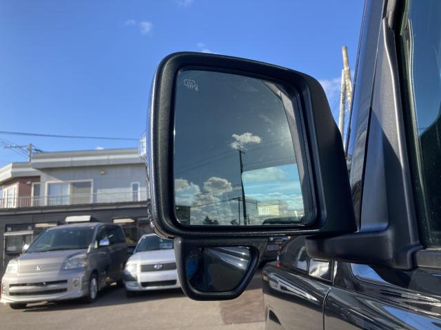 ジムニー ＸＣ　４ＷＤ　５型　登録済未使用車　ＬＥＤヘッドライト　アイドリングストップ　シートヒーター　Ｒｒスモークガラス（14枚目）