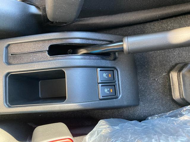 ジムニー ＸＣ　４ＷＤ　５型　登録済未使用車　ＬＥＤヘッドライト　アイドリングストップ　シートヒーター　Ｒｒスモークガラス（32枚目）