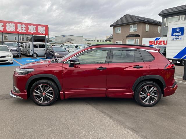 カローラクロス ハイブリッド　Ｚ　４ＷＤ　本州仕入れ　モデリスタエアロ　１０．５インチディスプレイオーディオ　パノラマルーフ　シートヒーター　寒冷地仕様　トヨタチームメイト　おくだけ充電　２カメラドラレコ　ＥＴＣ２．０（5枚目）