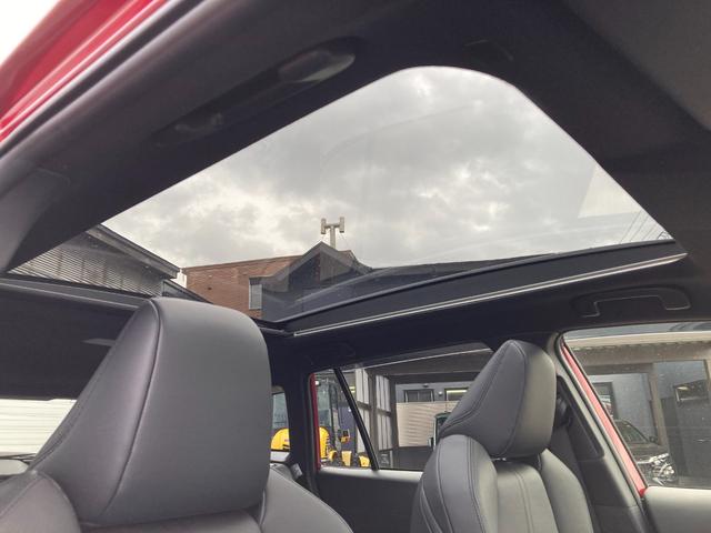 カローラクロス ハイブリッド　Ｚ　４ＷＤ　本州仕入れ　モデリスタエアロ　１０．５インチディスプレイオーディオ　パノラマルーフ　シートヒーター　寒冷地仕様　トヨタチームメイト　おくだけ充電　２カメラドラレコ　ＥＴＣ２．０（30枚目）