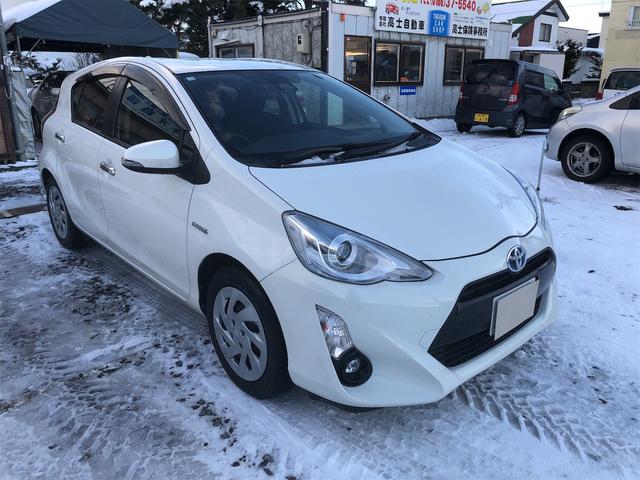 アクア Sスタイルブラック レーンアシスト 衝突被害軽減システム オートマチックハイビーム オートライト スマートキー 電動格納ミラー CVT 衝突安全ボディ ABS ESC CD エアコン パワーステアリング パワーウィンドウ(15枚目)