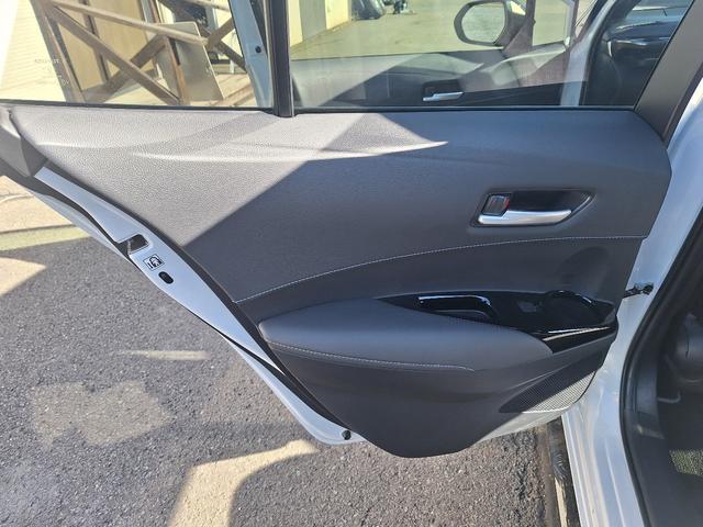 カローラツーリング アクティブスポーツ　４ＷＤ　寒冷地仕様　法人ワンオーナー　純正エンジンスターター　ｂｌｕｅｔｏｏｔｈ　バックカメラ　ＥＴＣ　ディスプレイオーディオ　地デジ　スマートキー　アイドリングストップ　ステアリング／シートヒーター（33枚目）