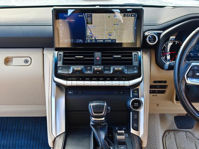 ランドクルーザー ＺＸ　モデリスタフルエアロ・モデリスタ２１インチホイール・コネクティッドナビ・リアシートエンターテイメントシステム・クルーボックス・ＩＴＳコネクト・空気圧センサー・リアデフ・ルーフレール・ドライブレコーダー（12枚目）