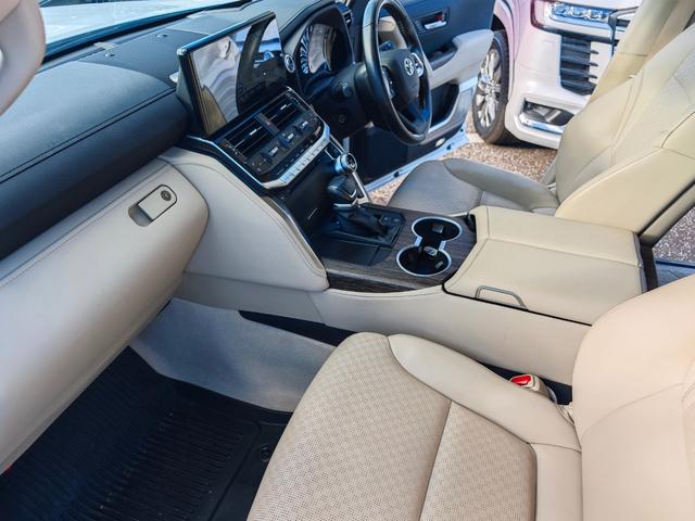 ランドクルーザー ＺＸ　モデリスタフルエアロ・モデリスタ２１インチホイール・コネクティッドナビ・リアシートエンターテイメントシステム・クルーボックス・ＩＴＳコネクト・空気圧センサー・リアデフ・ルーフレール・ドライブレコーダー（16枚目）