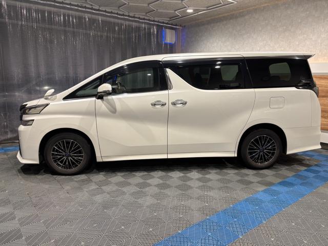 ヴェルファイア (37枚目)