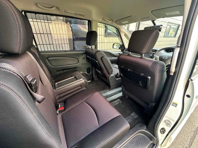 セレナ 　ドライブレコーダー　ＥＴＣ　バックカメラ　ナビ　ＴＶ　両側電動スライドドア　オートライト　スマートキー　アイドリングストップ　電動格納ミラー　３列シート　ＣＶＴ　アルミホイール（51枚目）