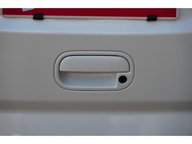 N-BOX G・Lパッケージ アイスト Sキー Wエアバック パワーウインド セキュリティアラーム 4WD AAC ABS PS エアバック ベンチシート 衝突安全ボディ キーレスキー 横滑防止(19枚目)